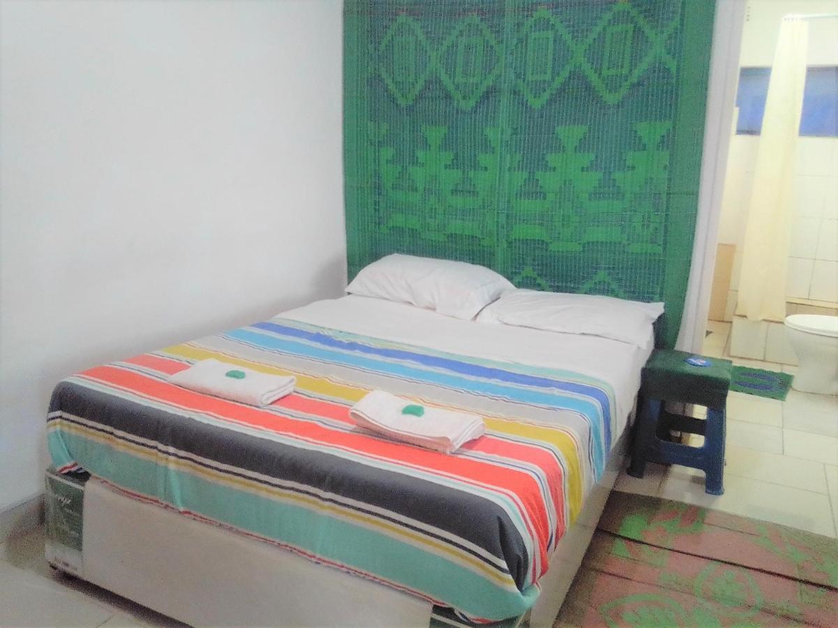 Fish Eagle Backpackers Hostel Lusaka Ngoại thất bức ảnh