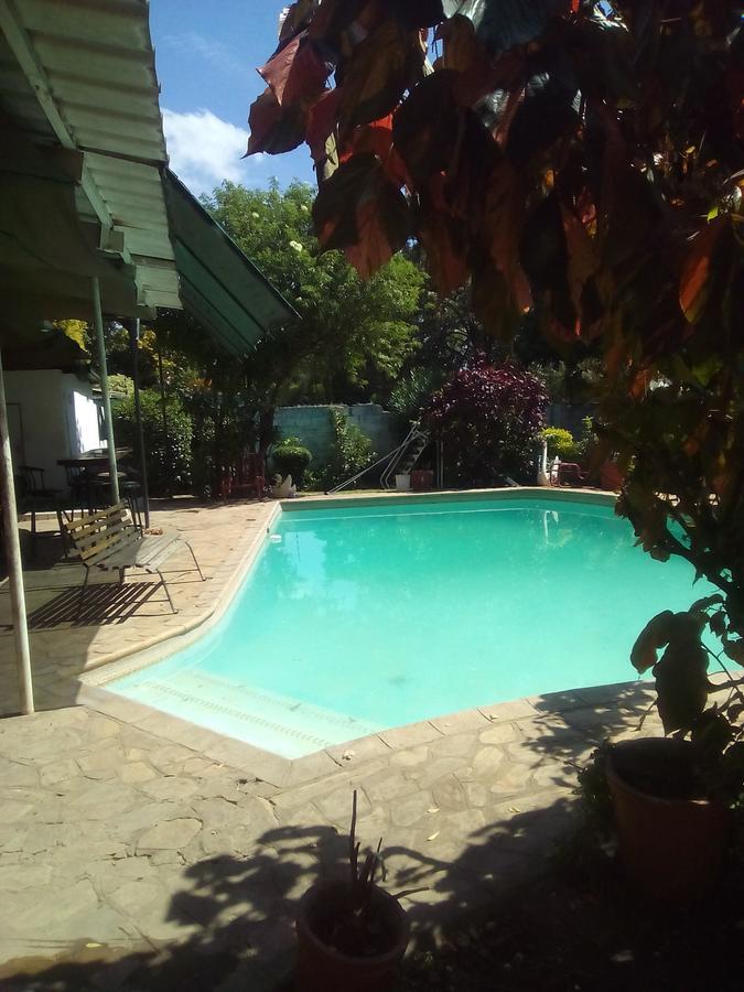 Fish Eagle Backpackers Hostel Lusaka Ngoại thất bức ảnh